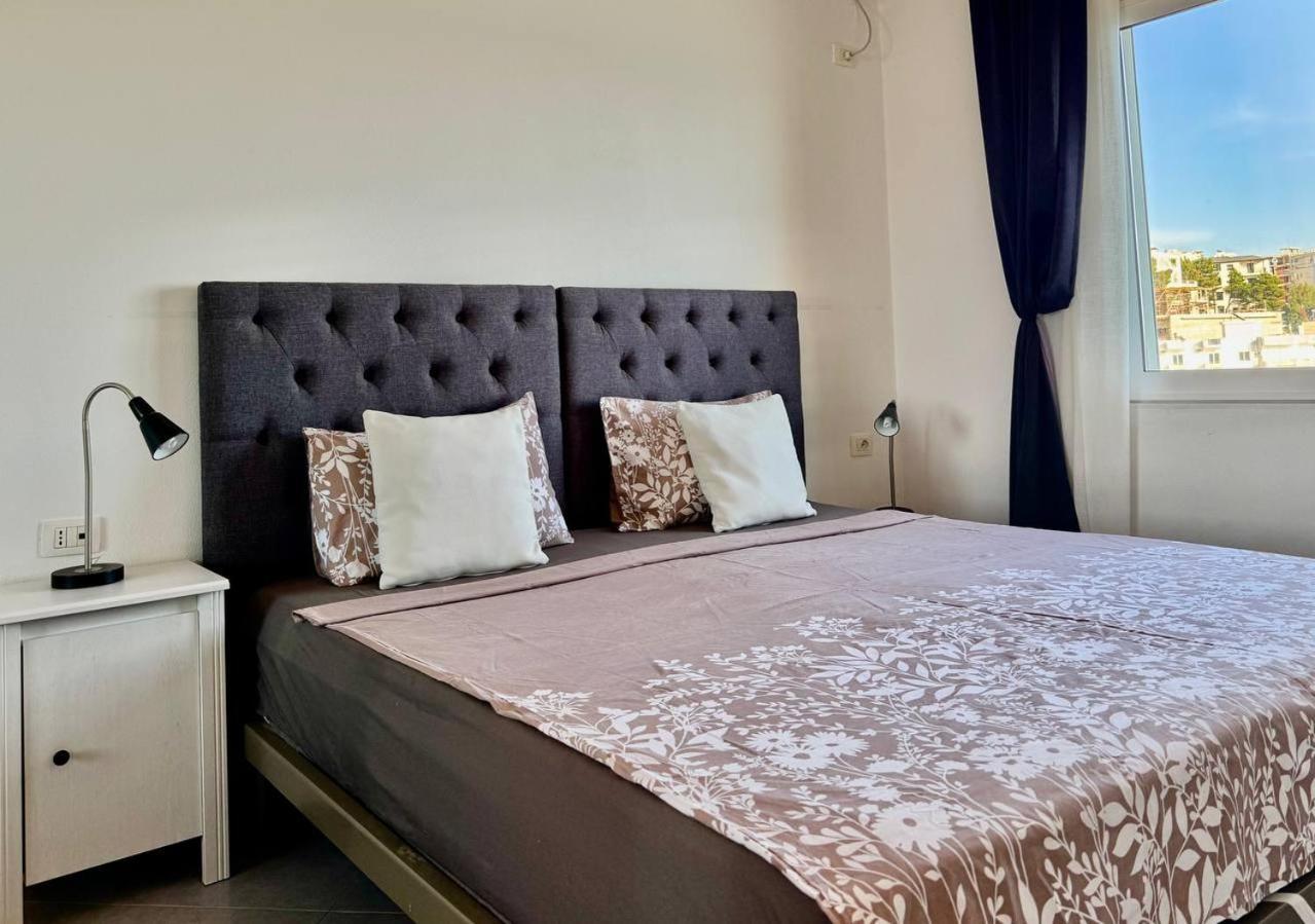 Viola Sea View Penthouse Apartment Sarande Bagian luar foto